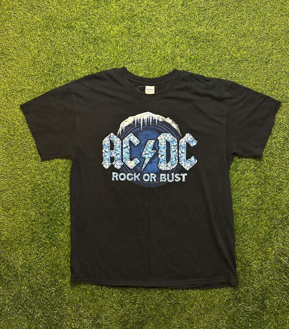 Gildan AC/DC Rock Or Bust Fargo Or Bust Tour T-Shirt Black